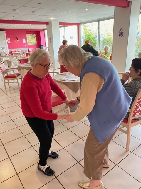Danse avec les stagiaires 