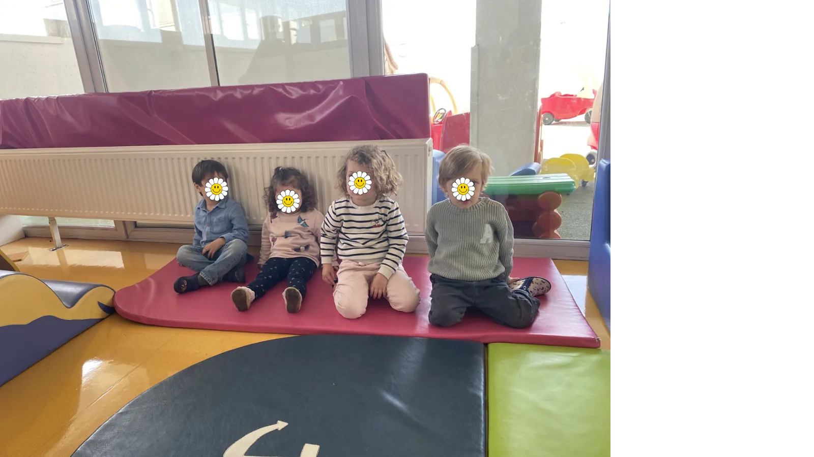 Petites Mains et grands cœurs : Les rencontres Intergénérationnelles qui font vivre la résidence