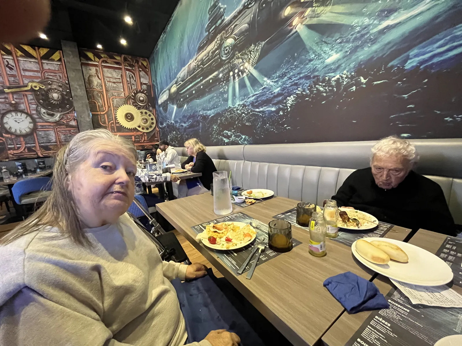 Sortie restaurant : Partie 2 