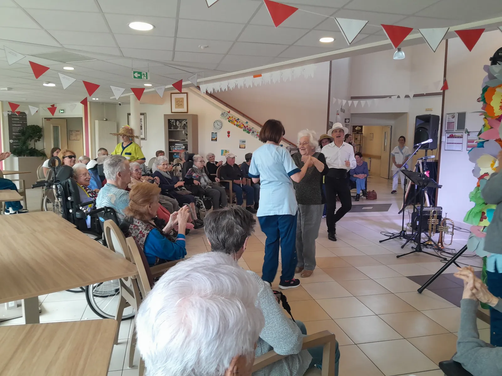 Spectacle repas à thème
