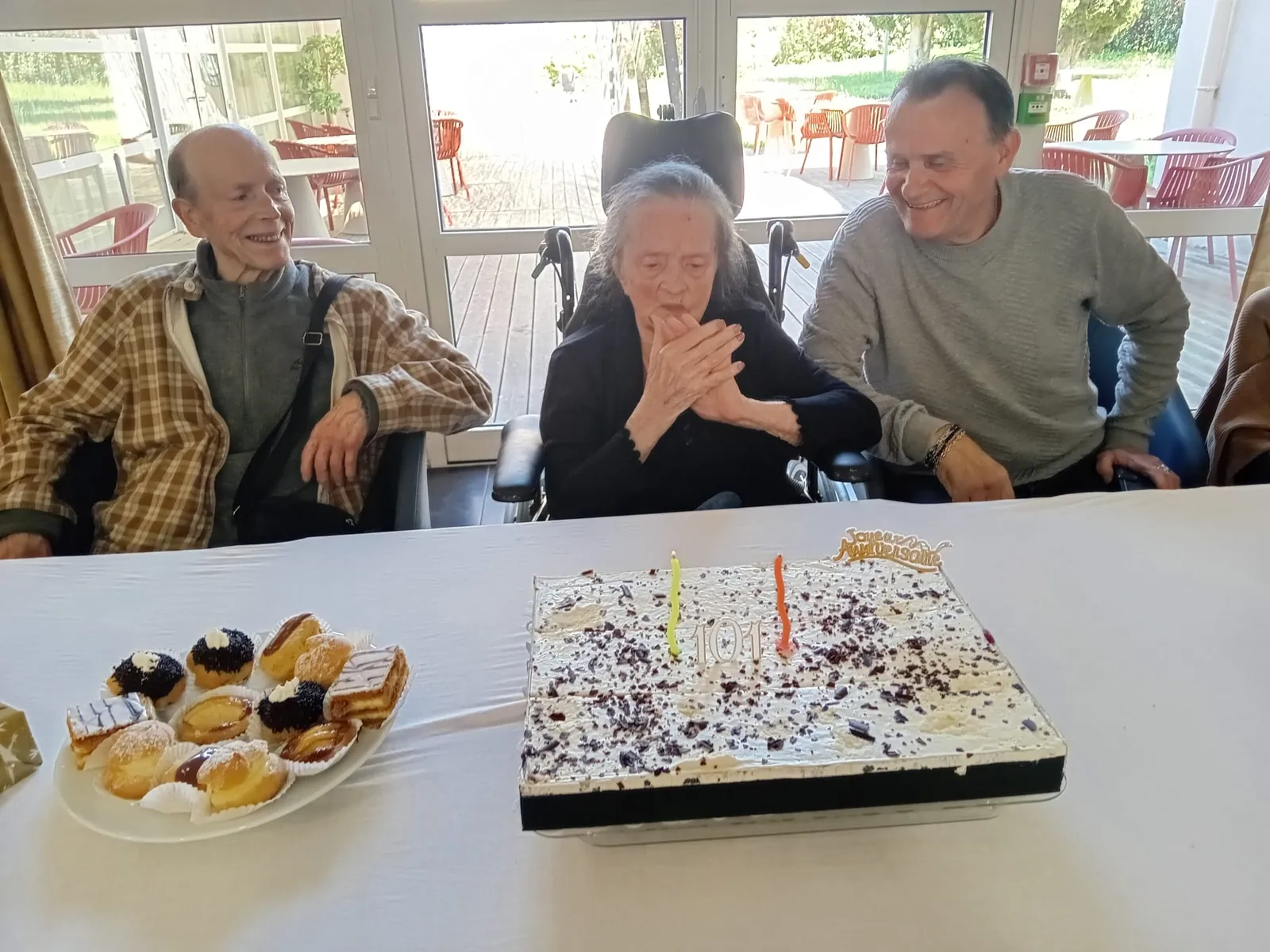 101 ANS !
