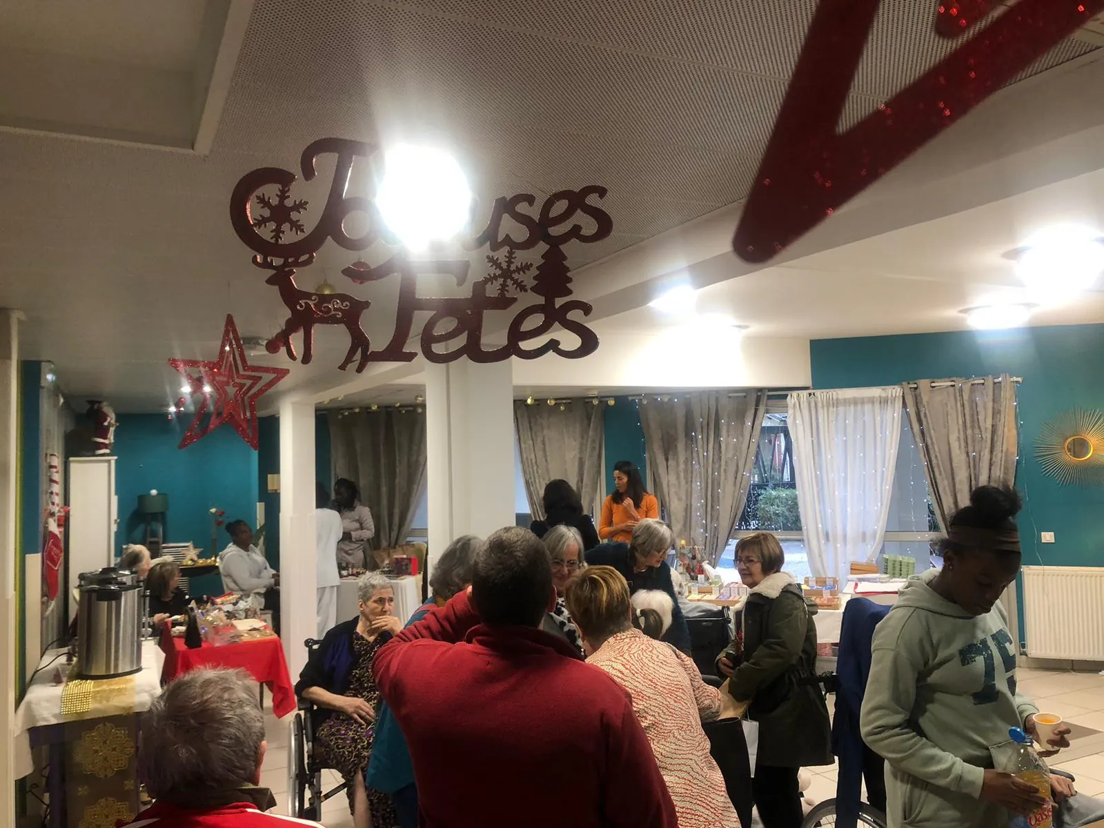 Grand marché de Noël artisanal à la résidence 
