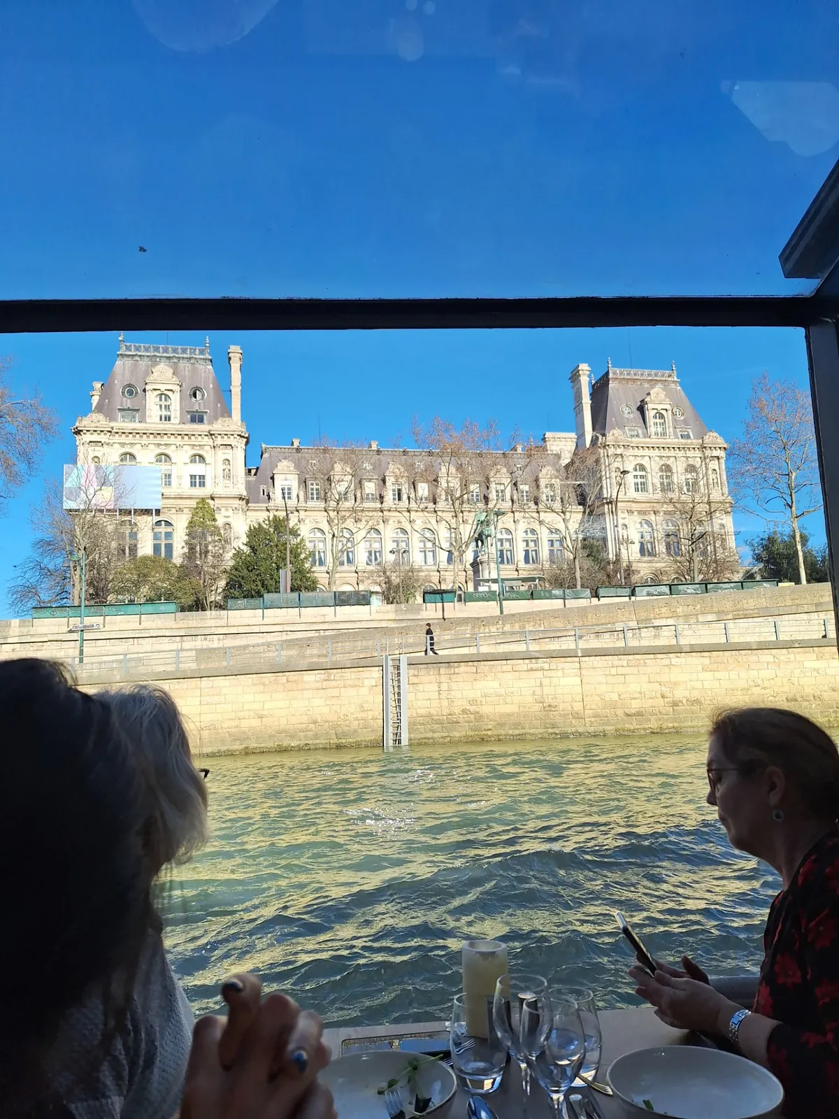 Déjeuner croisière sur la Seine 
